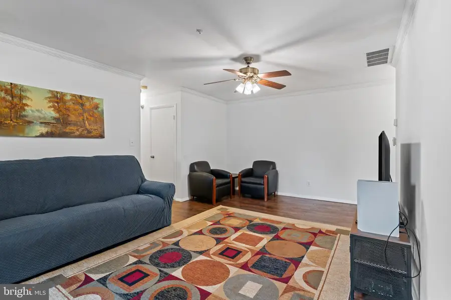 7925 Coriander Dr #303, Gaithersburg, MD 20879 - #3