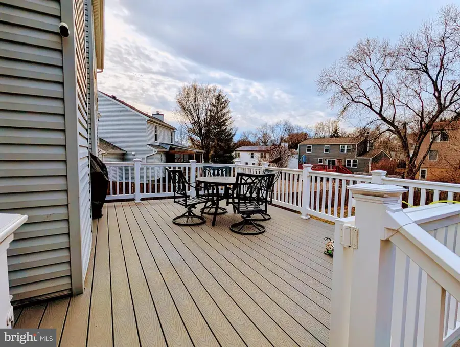 19320 Mossbrook Ct, Germantown, MD 20874 - #3