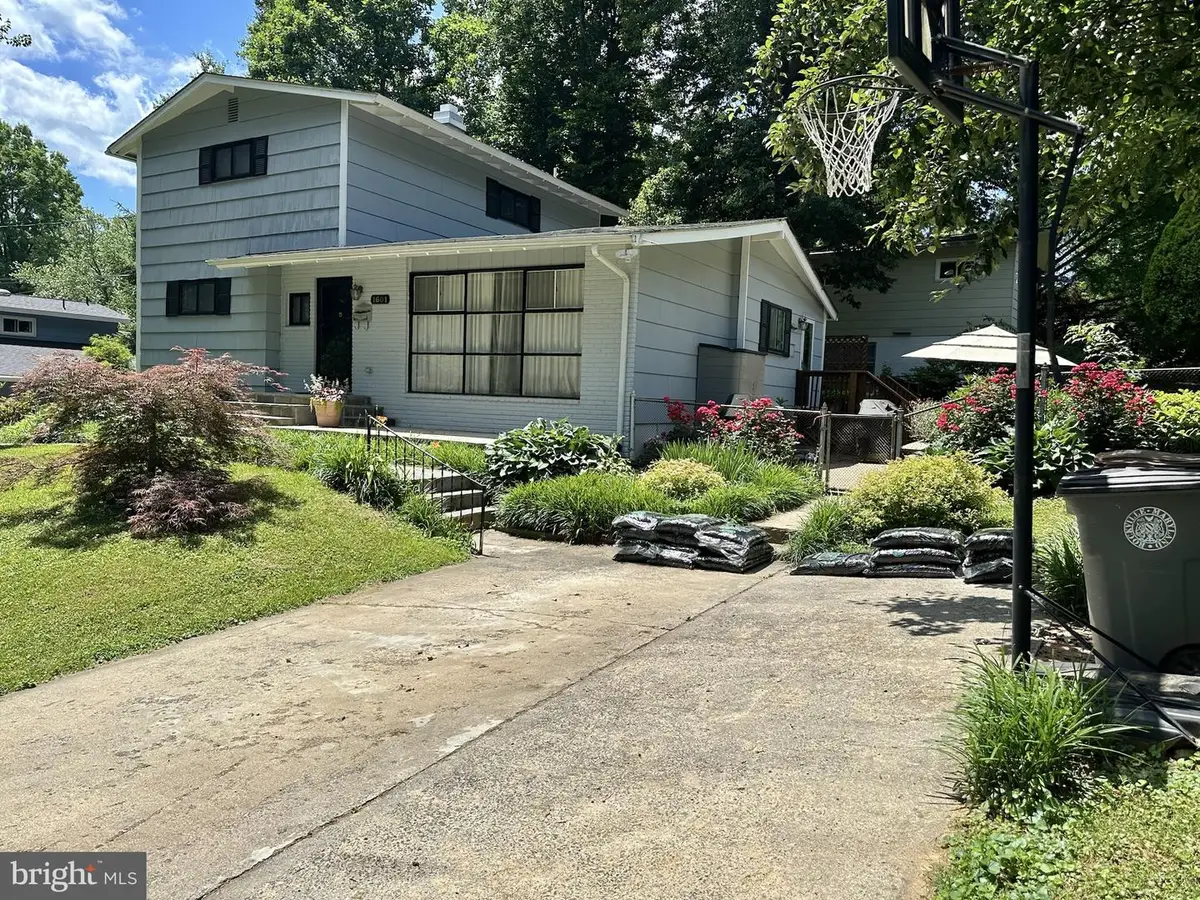 1601 Forbes St, Rockville, MD 20851 - #1