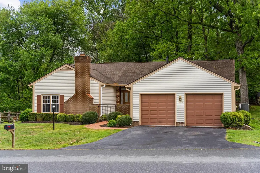 10028 Dellcastle, Gaithersburg, MD 20886 - #3