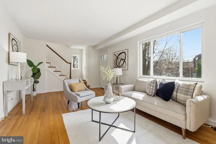 11527 Grandview Ave, Silver Spring, MD 20902 - #2