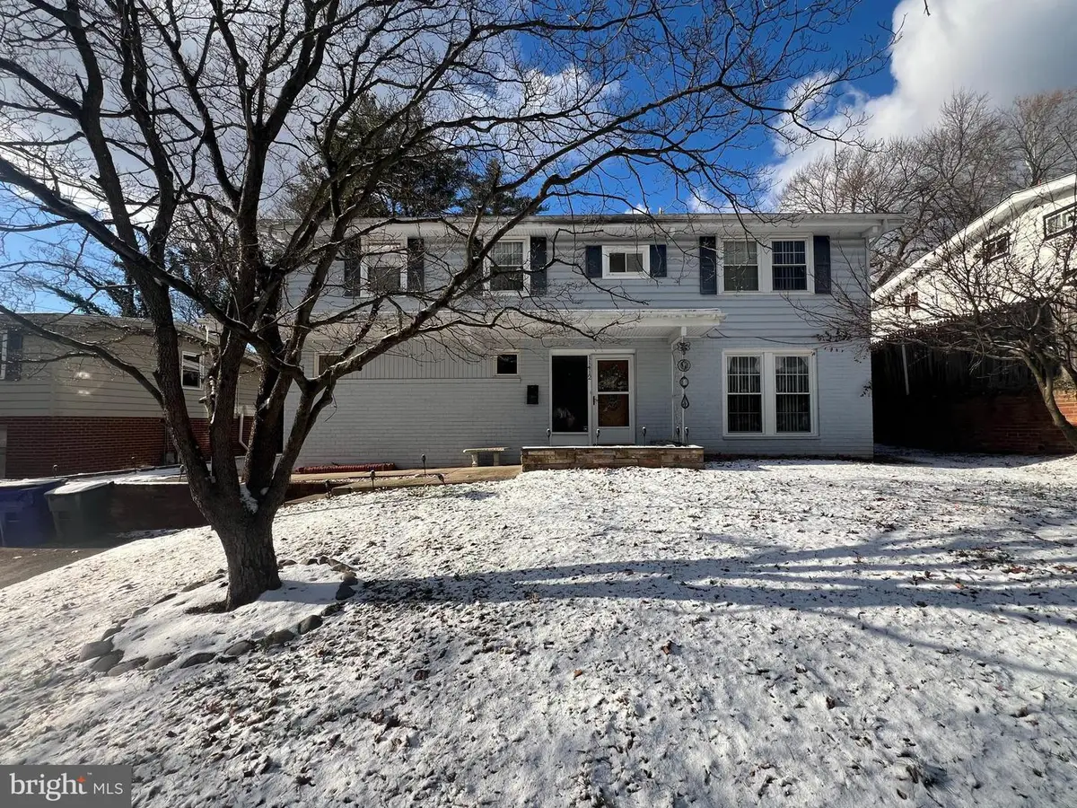 11412 Fairoak Dr, Silver Spring, MD 20902 - #1