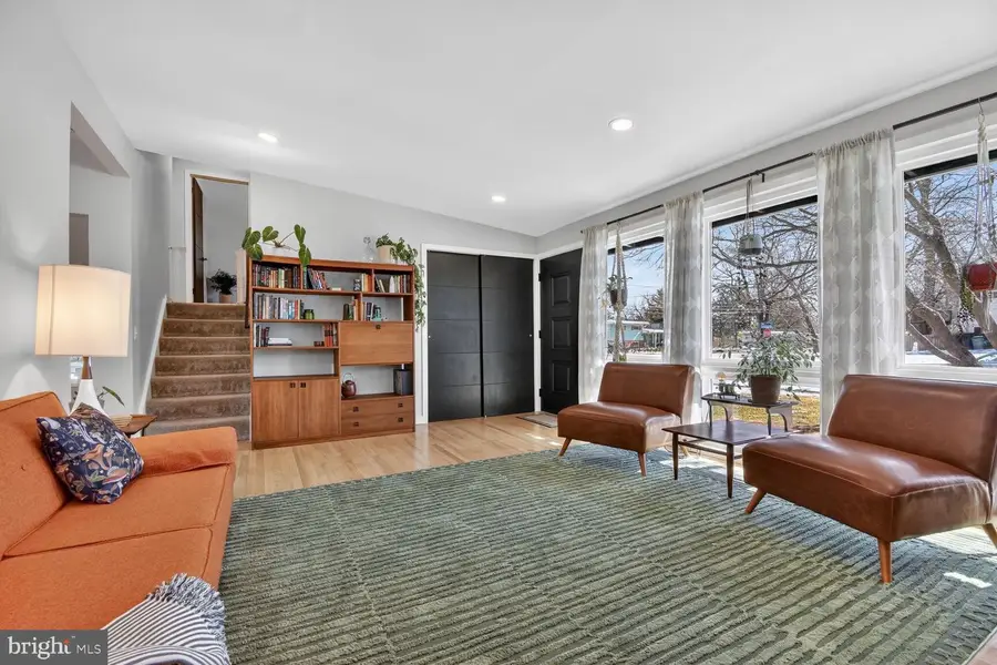 12 Dorothy Ln, Rockville, MD 20851 - #2