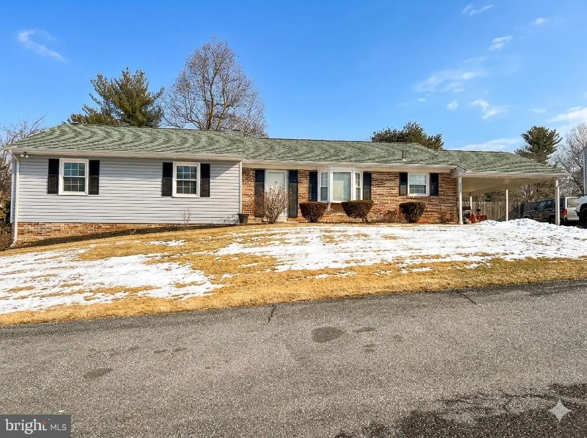 8709 Hawkins Creamery Rd, Gaithersburg, MD 20882 - #1