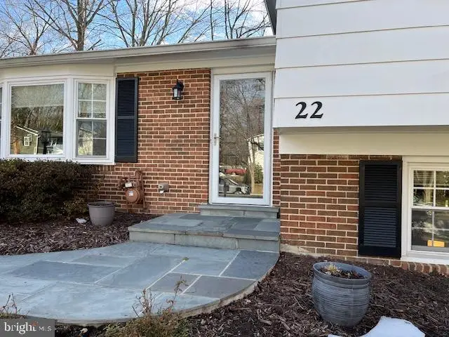 22 Cullinan Dr, Gaithersburg, MD 20878 - #2