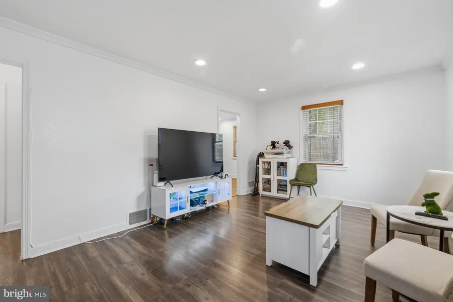 2715 Randolph Rd, Silver Spring, MD 20902 - #2