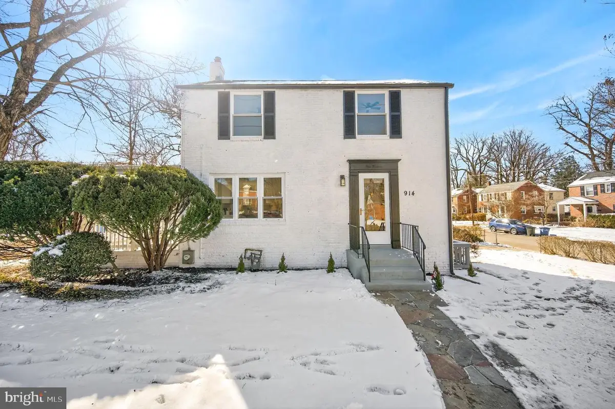 914 Dennis Ave, Silver Spring, MD 20901 - #1