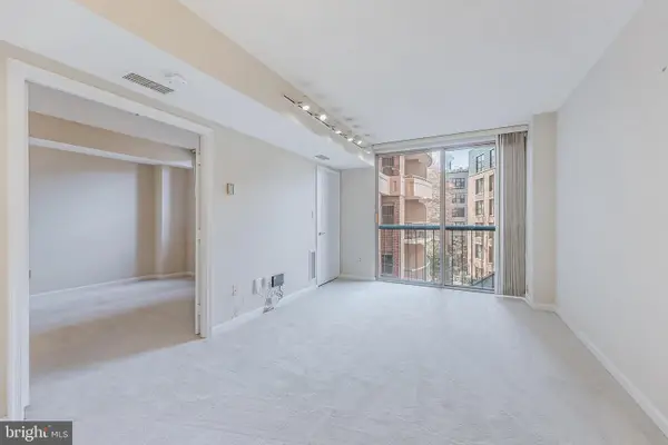 4808 Moorland Ln #314, BETHESDA, MD 20814