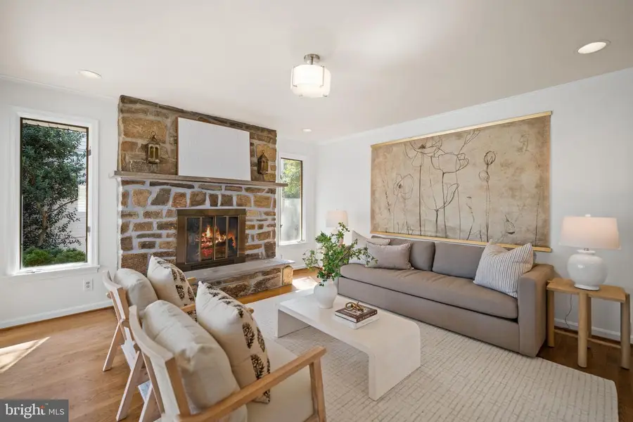 4822 Earlston Dr, Bethesda, MD 20816 - #3