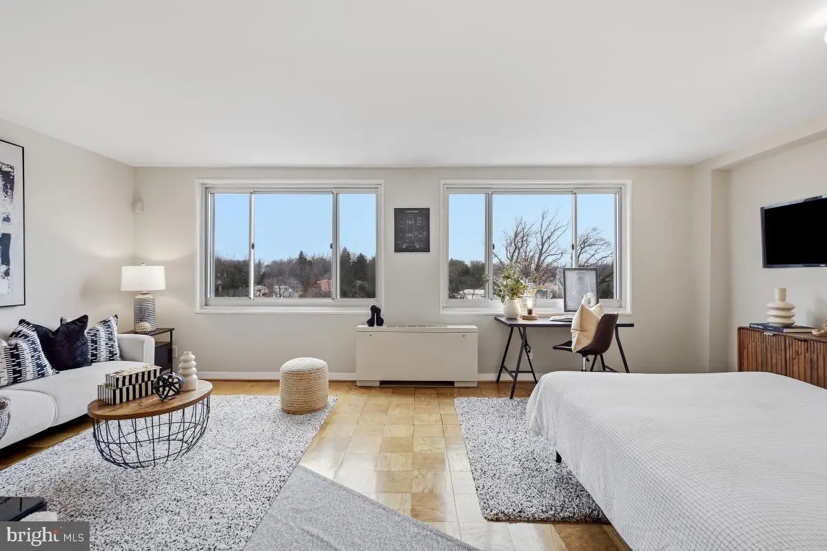 1900 Lyttonsville Rd #1003, Silver Spring, MD 20910 - #1