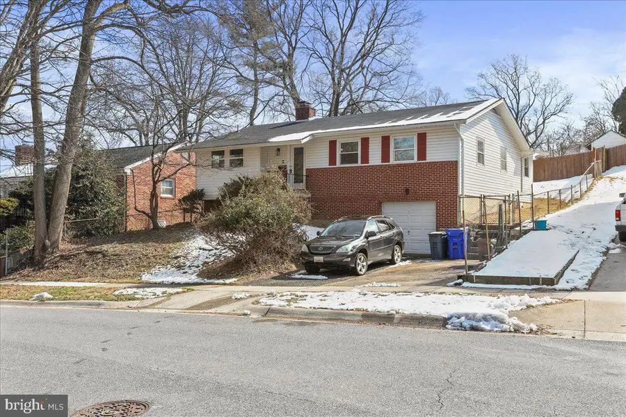 711 Cornwall St, Silver Spring, MD 20901 - #2