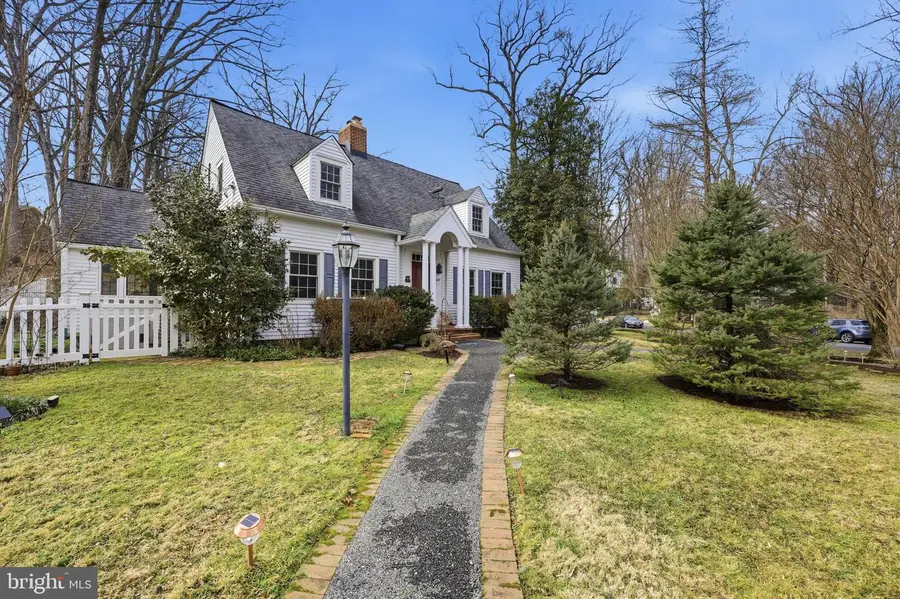 4701 Argyle Ave, Garrett Park, MD 20896 - #2