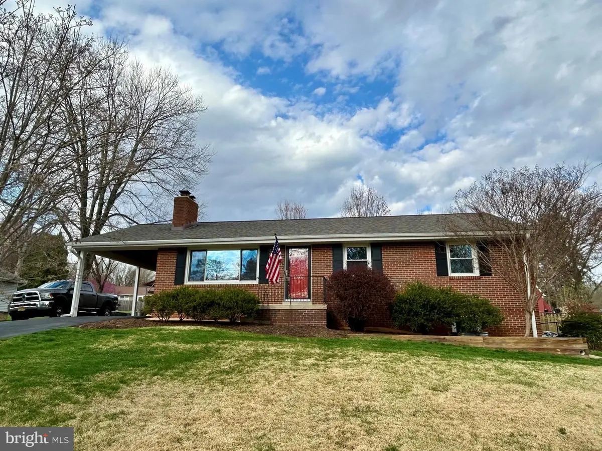 15009 Peachstone Dr, Silver Spring, MD 20905 - #1