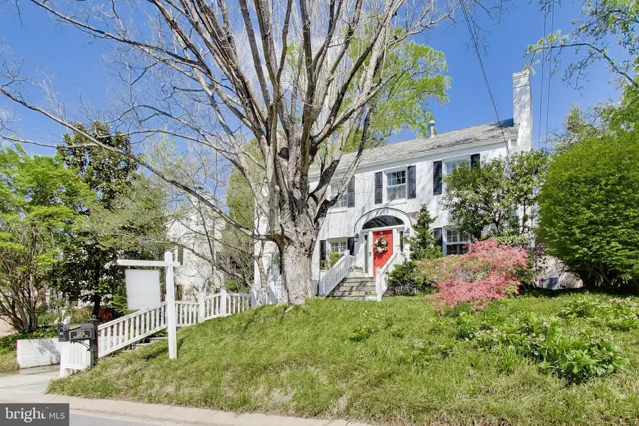 5205 Falmouth Rd, Bethesda, MD 20816 - #2