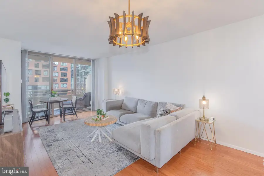 4801 Fairmont Ave #411, Bethesda, MD 20814 - #3