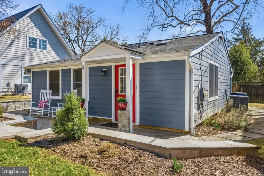 5 Ericsson Rd, Cabin John, MD 20818 - #2