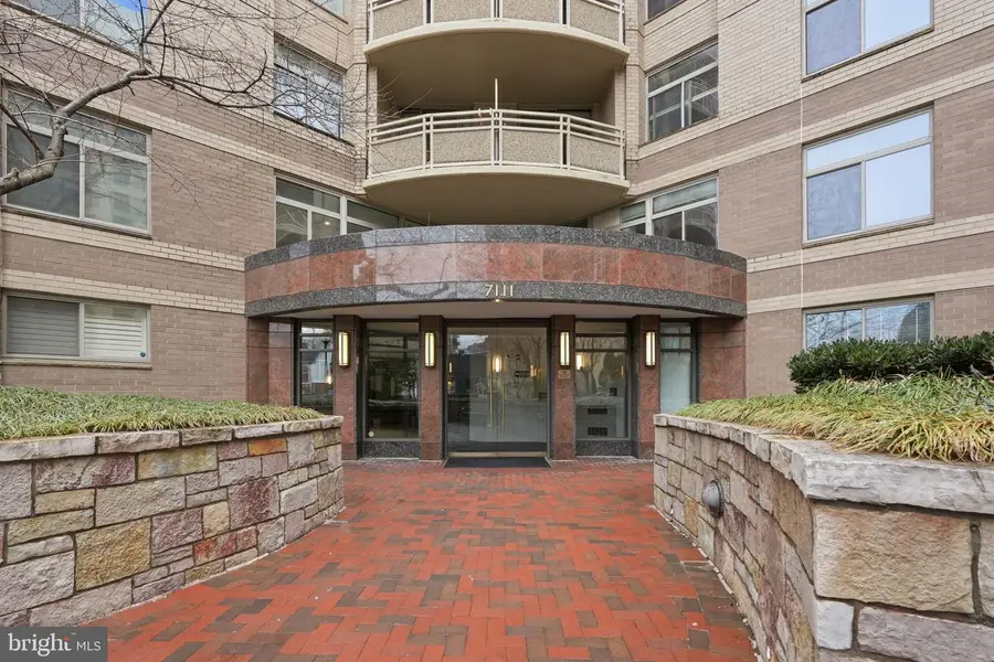 7111 Woodmont Ave #518, Bethesda, MD 20815 - #2