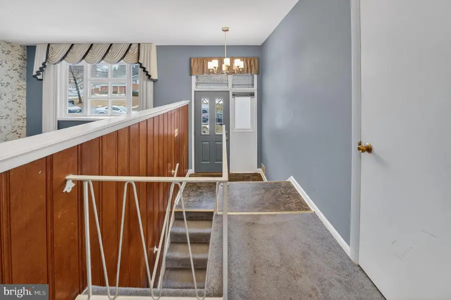 1030 Cresthaven Dr, Silver Spring, MD 20903 - #3