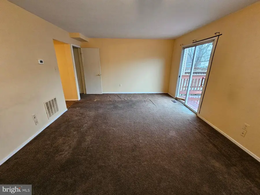 110 Bowsprit Ct, Gaithersburg, MD 20877 - #3