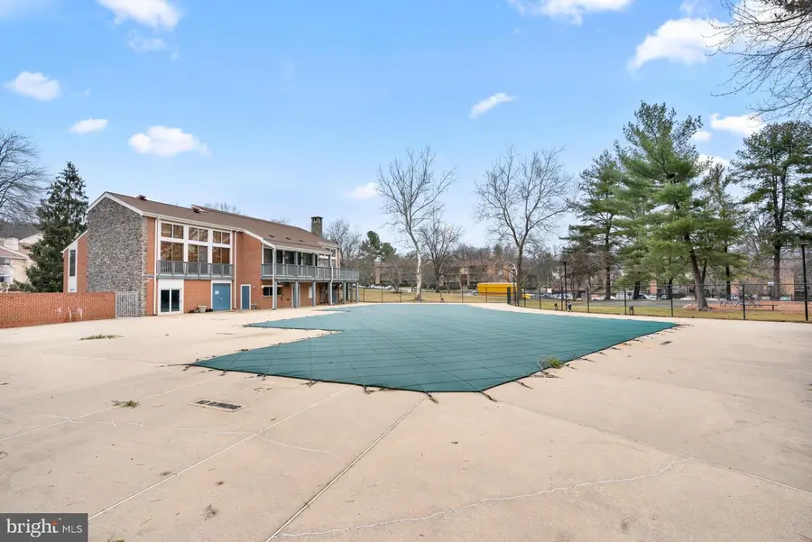 18200 Chalet Dr #2-78, Germantown, MD 20874 - #2