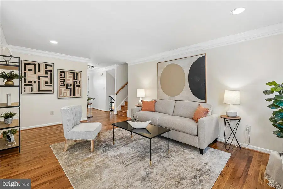 4 Cullinan Dr, Gaithersburg, MD 20878 - #3