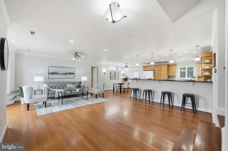 19821 Spurrier Ave, Poolesville, MD 20837 - #3