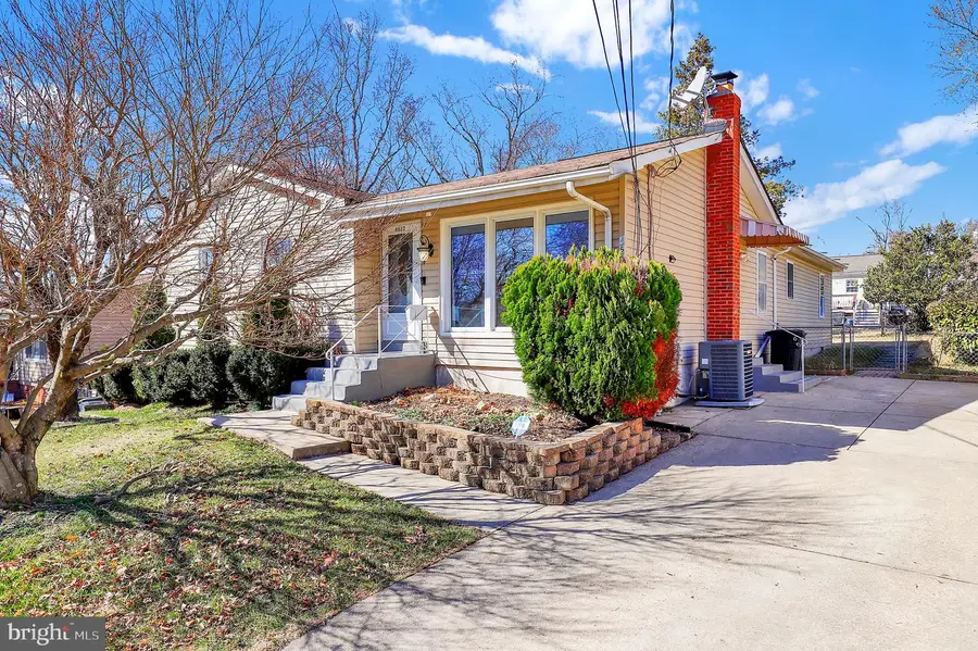 4623 Wissahican Ave, Rockville, MD 20853 - #2