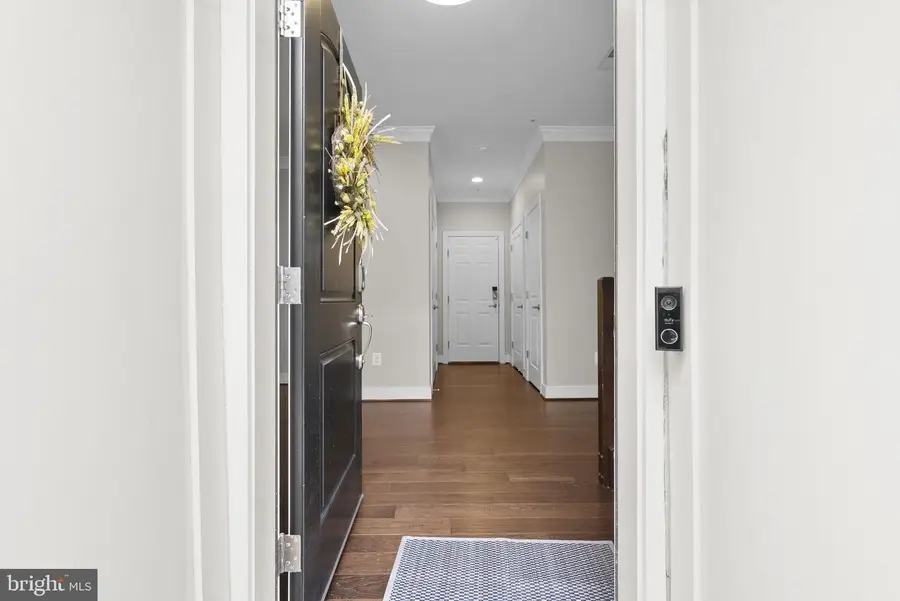 407 Crown Park Ave, Gaithersburg, MD 20878 - #3