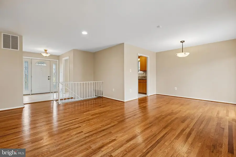 14020 Congress Dr, Rockville, MD 20853 - #3