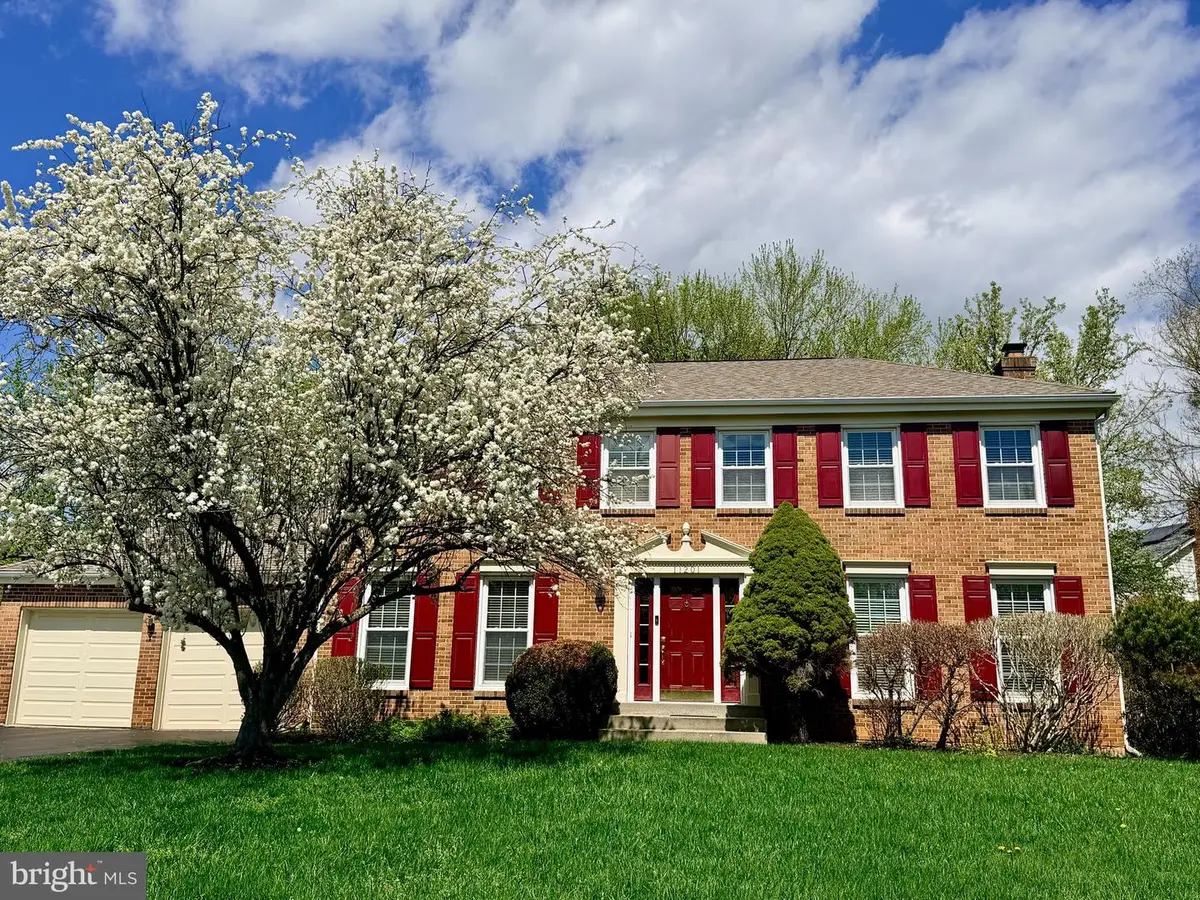 11201 Lake Breeze, North Potomac, MD 20878 - #1
