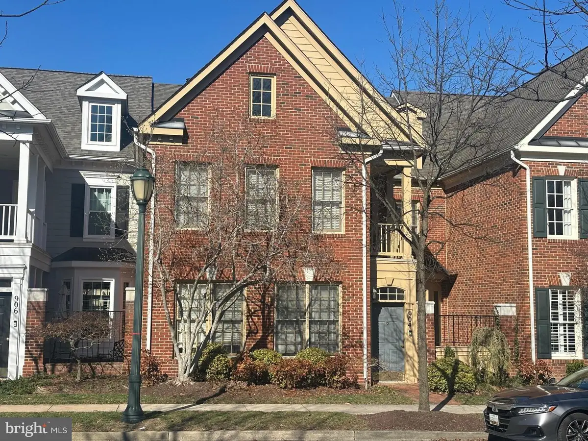 904 Oak Knoll Ter, Rockville, MD 20850 - #1
