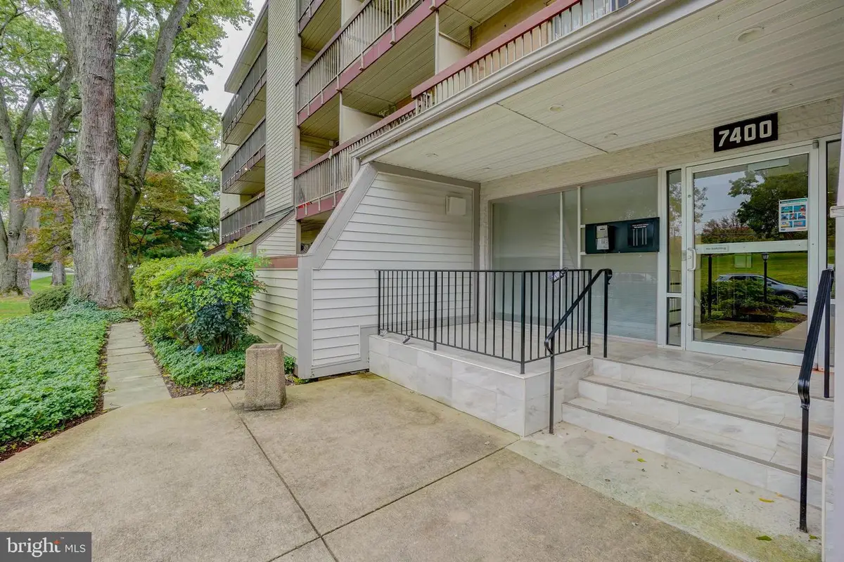 7400 Lakeview Dr #405, Bethesda, MD 20817 - #1