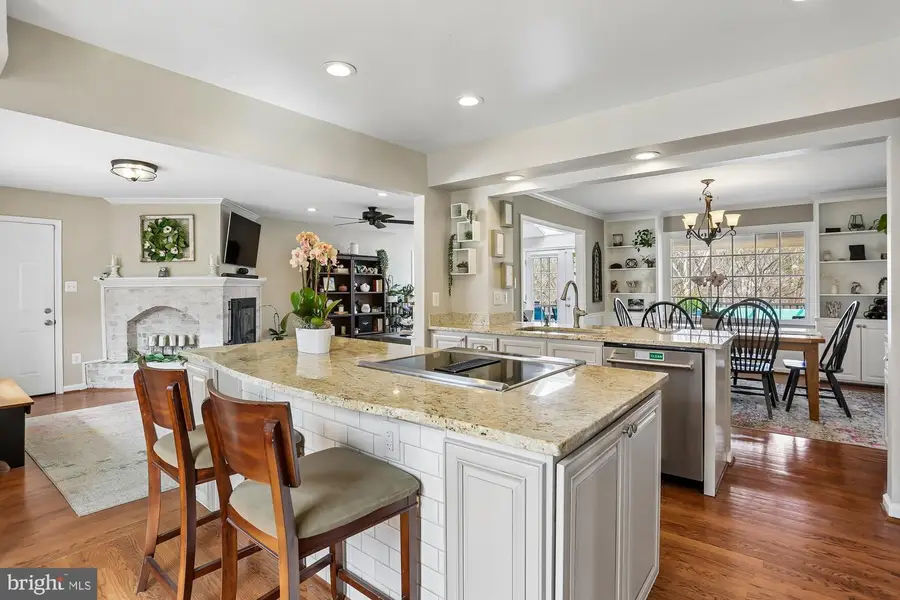 9 Midsummer Ct, Gaithersburg, MD 20878 - #2