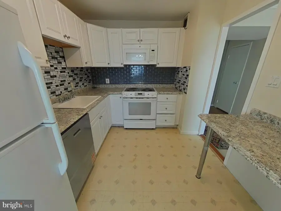 1111 W University Blvd W #1406-a, Silver Spring, MD 20902 - #2