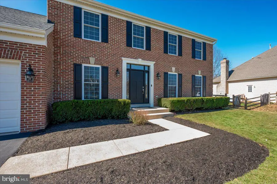 19716 Selby Ave, Poolesville, MD 20837 - #2