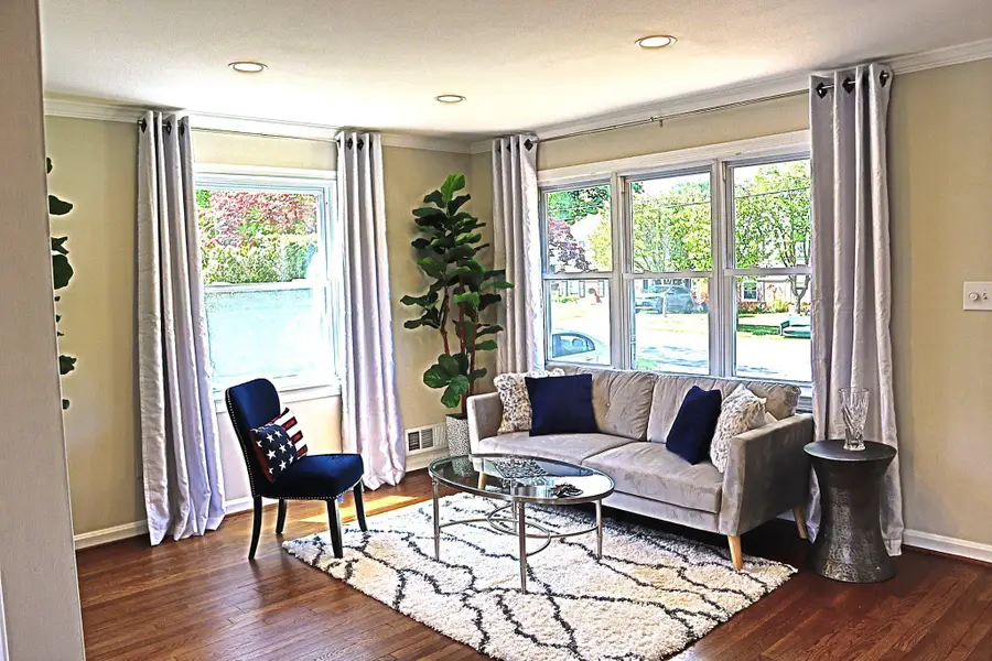 711 Woodburn Rd, Rockville, MD 20851 - #3