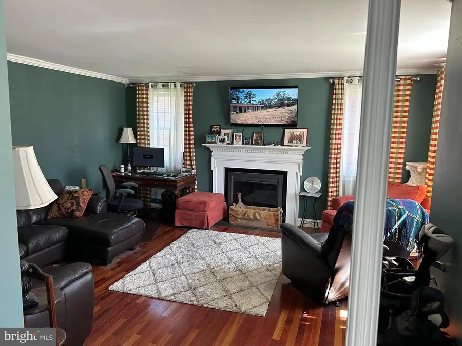 2217 Westview Dr, Silver Spring, MD 20910 - #3