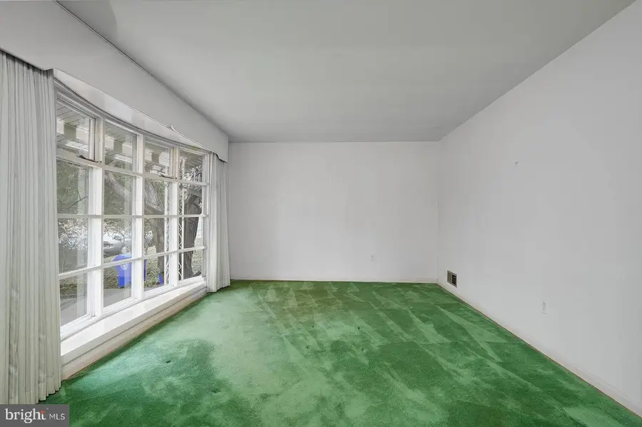 9403 Avenel Rd, Silver Spring, MD 20903 - #3