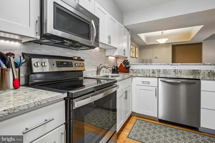 5804 Inman Park Cir #210, North Bethesda, MD 20852 - #3