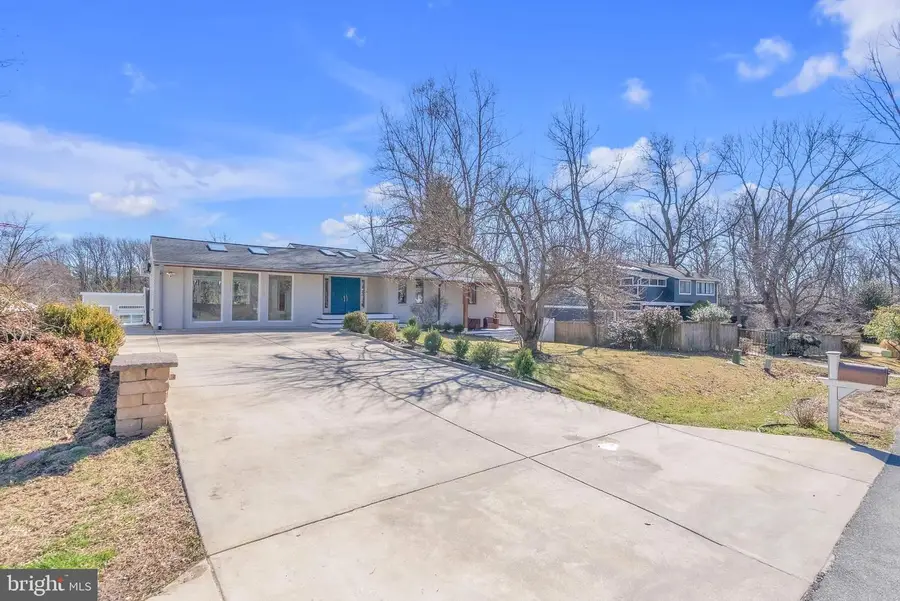 14933 Wellwood Rd, Silver Spring, MD 20905 - #2