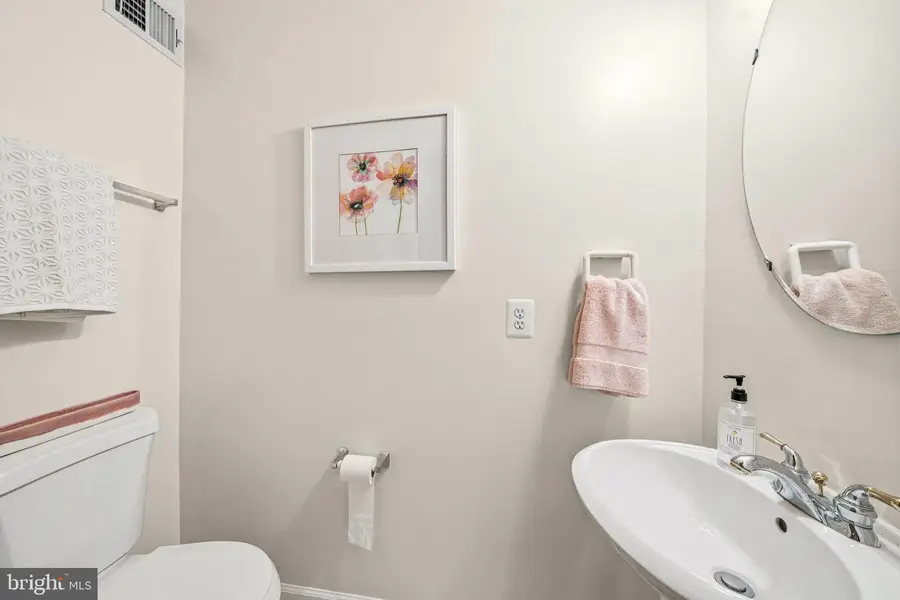 18749 Harmony Woods Ln, Germantown, MD 20874 - #3