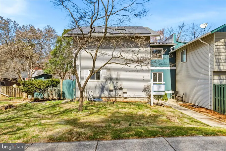 4 Steven Ct #227, Gaithersburg, MD 20877 - #2