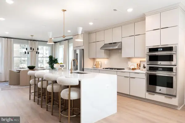 6012 Montrose Rd, NORTH BETHESDA, MD 20852