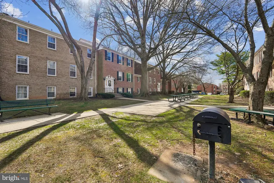 796 Quince Orchard Blvd #201, Gaithersburg, MD 20878 - #2