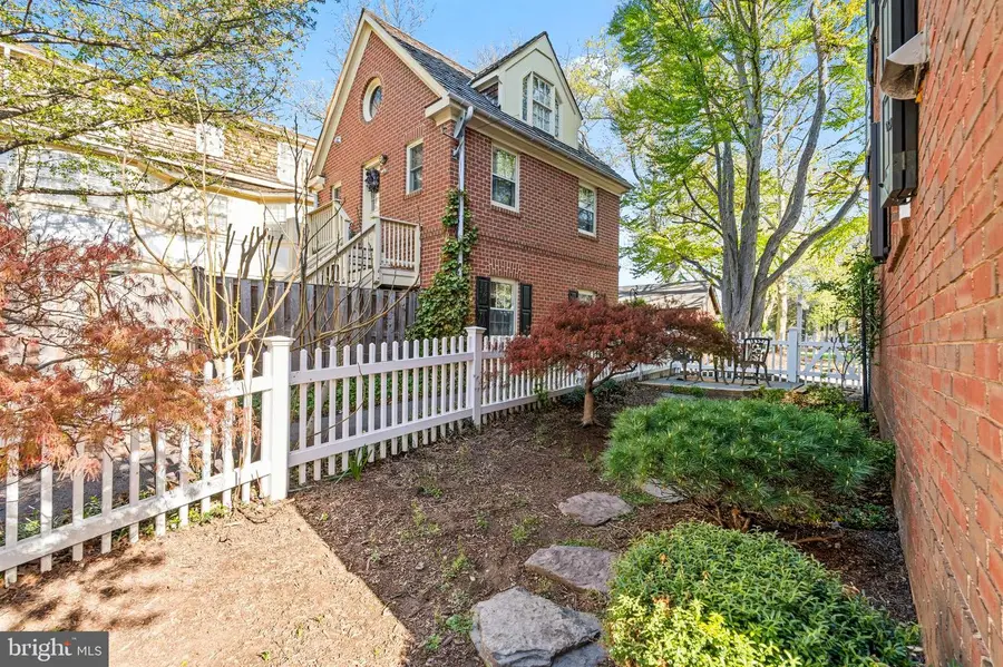 112 Kent Square Rd, Gaithersburg, MD 20878 - #3