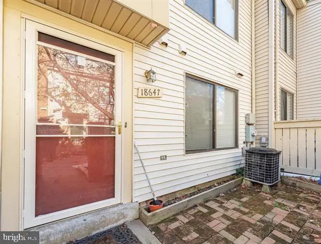 18647 Nathans Pl, Montgomery Village, MD 20886 - #3