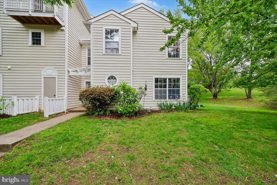 32 Amarillo Ct #121, Germantown, MD 20874 - #3
