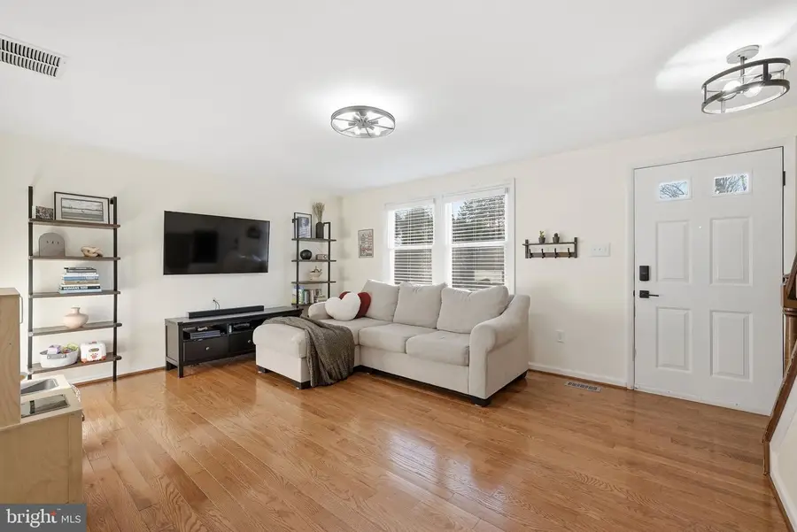 19828 Apple Ridge Pl, Montgomery Village, MD 20886 - #3