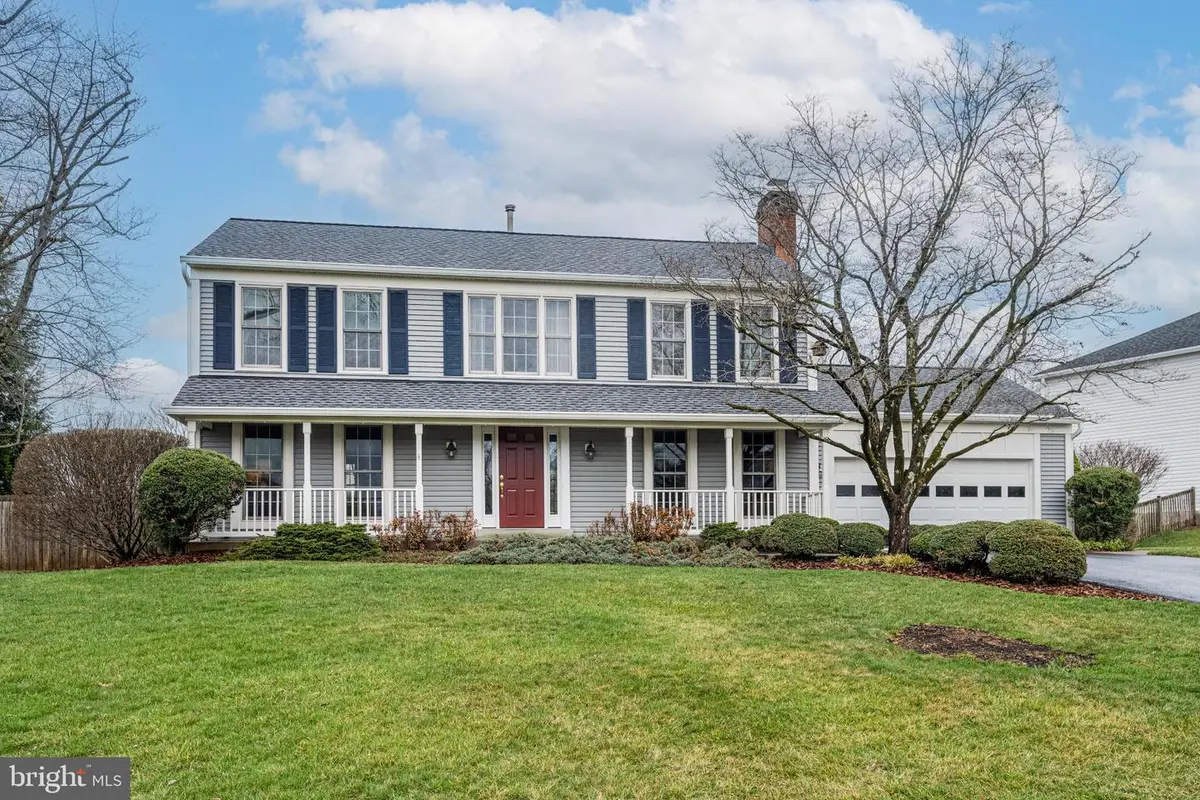 17100 Flatwood Dr, Rockville, MD 20855 - #1