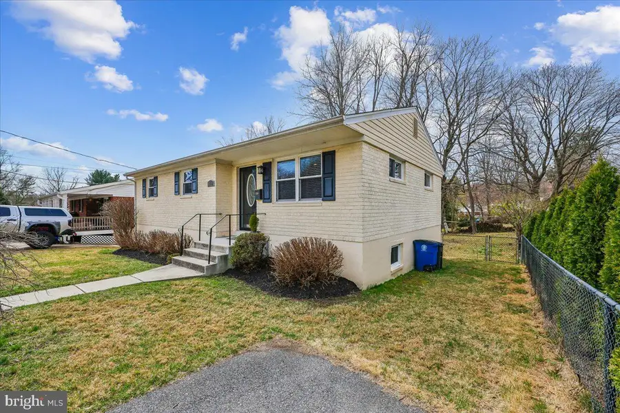 11310 Ashley Dr, North Bethesda, MD 20852 - #3